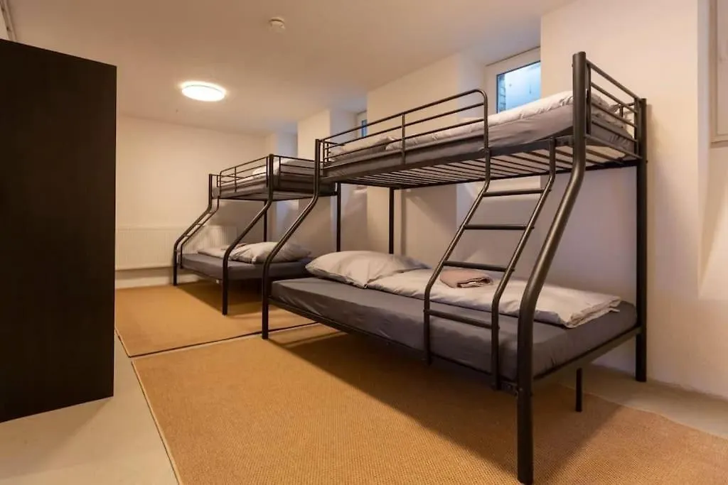 Phoenix Loft 6 High Speed Wifi Netflix Leipzig 0*,  Germany