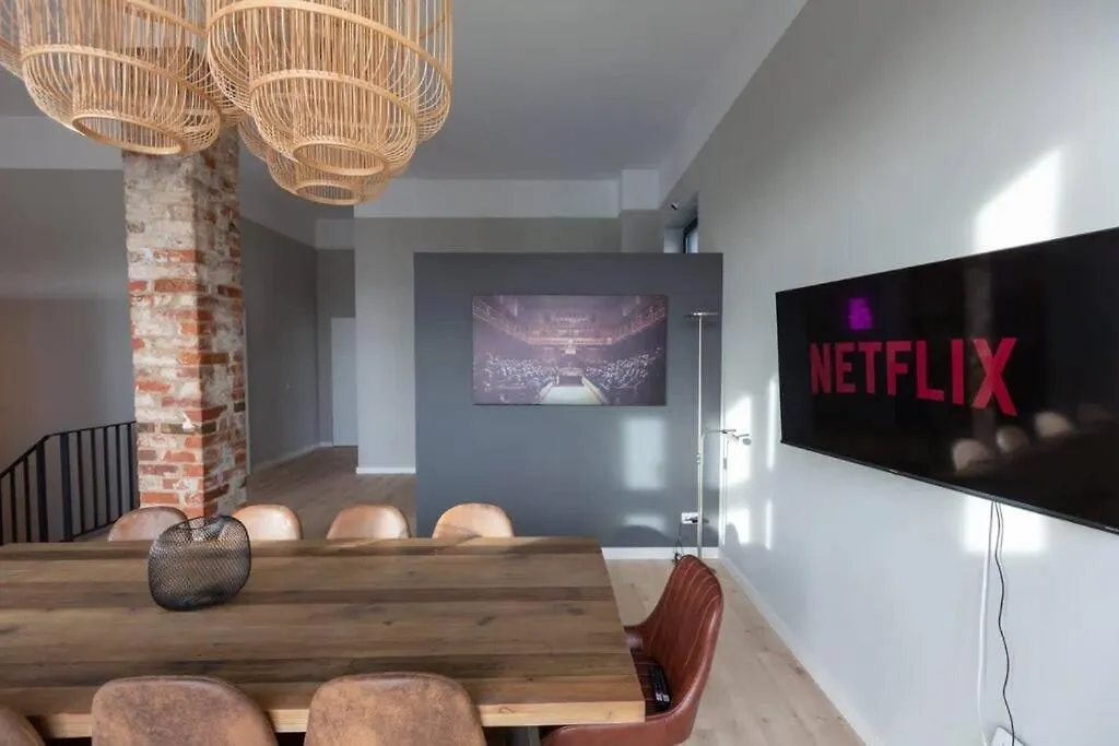 Phoenix Loft 6 High Speed Wifi Netflix Leipzig Apartment